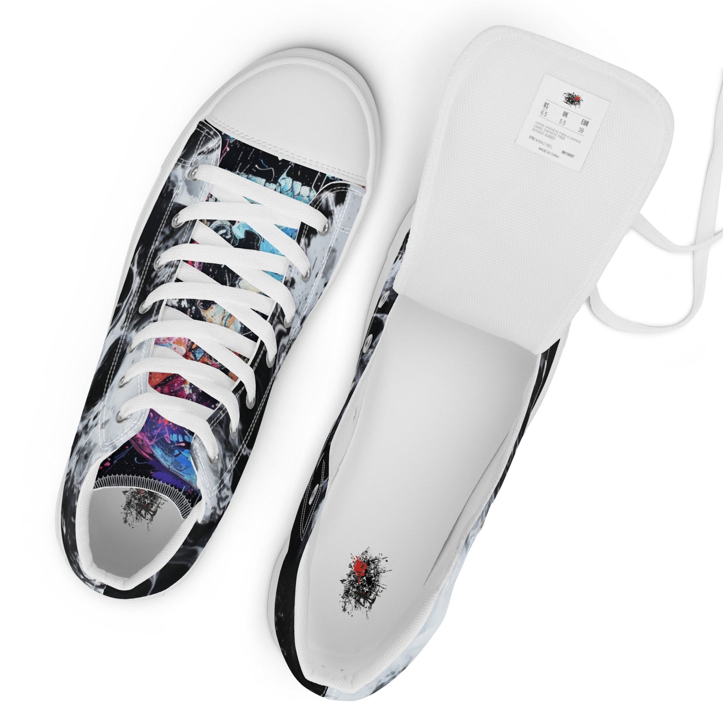 Smokey Graffiti Skull Women’s High Top Canvas Chucks Shoes